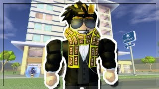 TAKING A VACATION TRIP TO THE HILTON HOTEL IN ROBLOX!