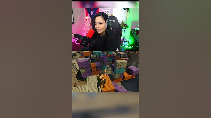 Chica REACTS to OG Fortnite Trailer 🤯