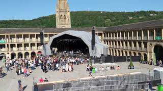 Working Men's Club - Bad Blood (Live at The Piece Hall, Halifax, UK)