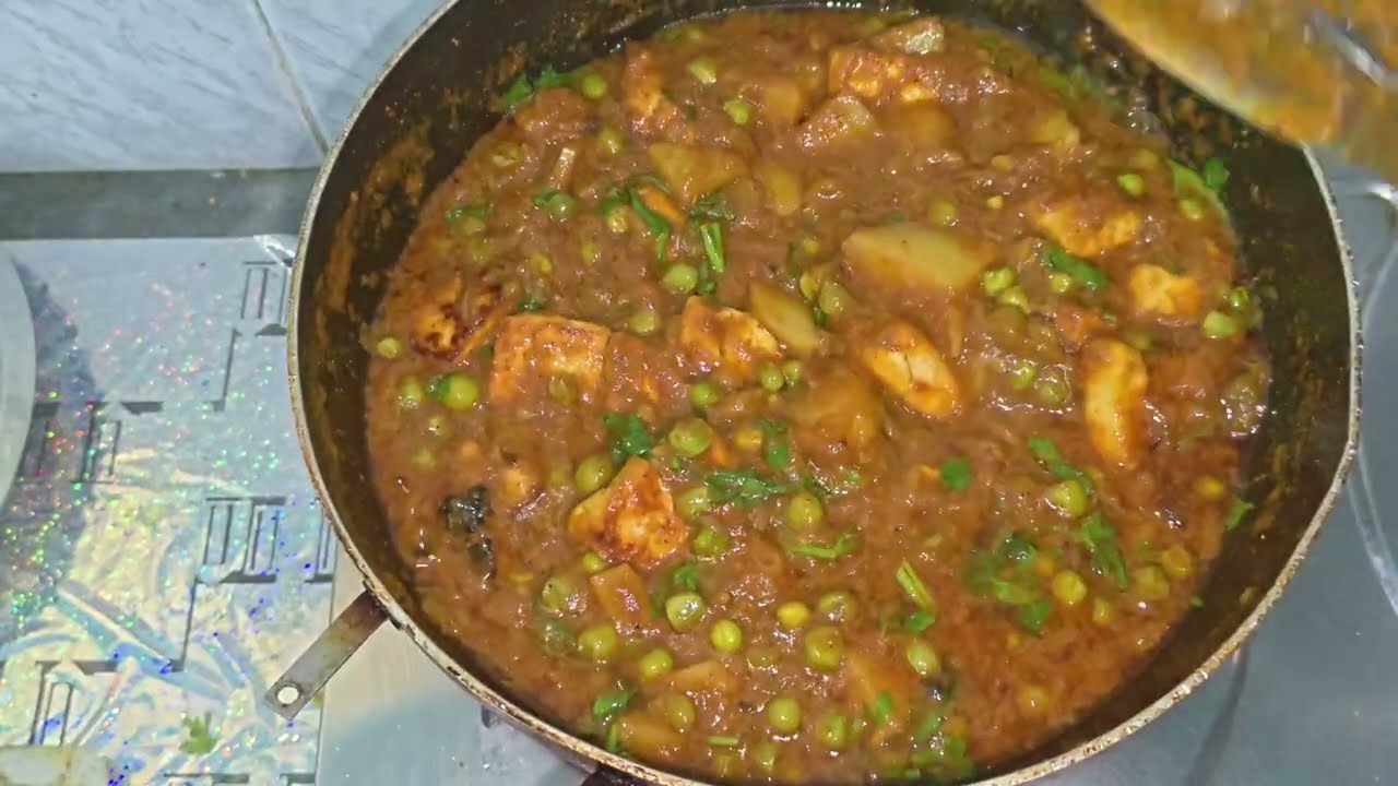 “Famous Nadeem Bhai Style Aloo Matar Paneer Banane Ka Tarika”