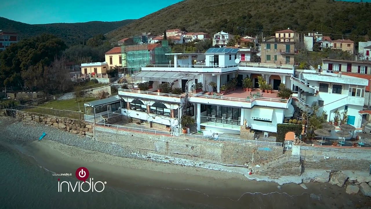 VOLANDO SULLA BAIA DI OGLIASTRO MARINA - YouTube