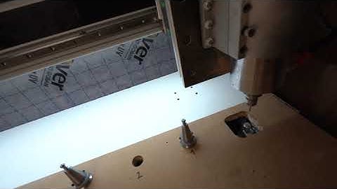 Automatic Tool change ATC on SIMCNC from cs-lab with CSMIO IP-s. spindel  4,5kw BT30, 24000 tr/min