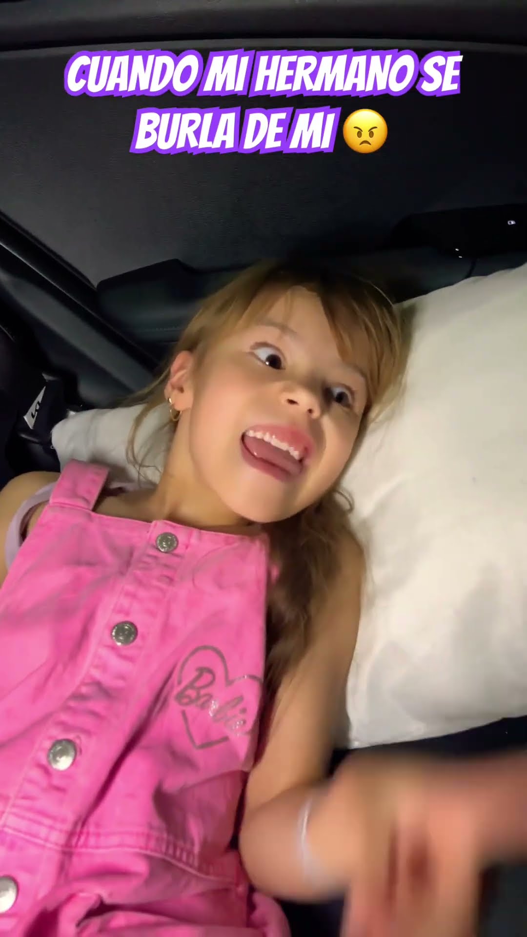 Cuando me BURLO de mi hermana #humor #cosasdefamilia #comedia #shortviral