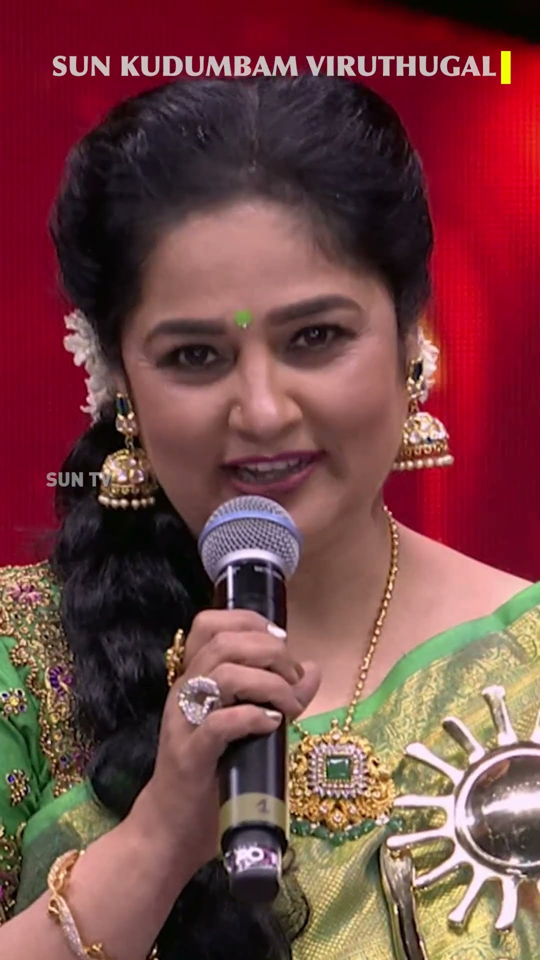 This Award is So Special to Me ❤️ | Kayal | Sun Kudumbam Virudhugal 2025 | Sun TV