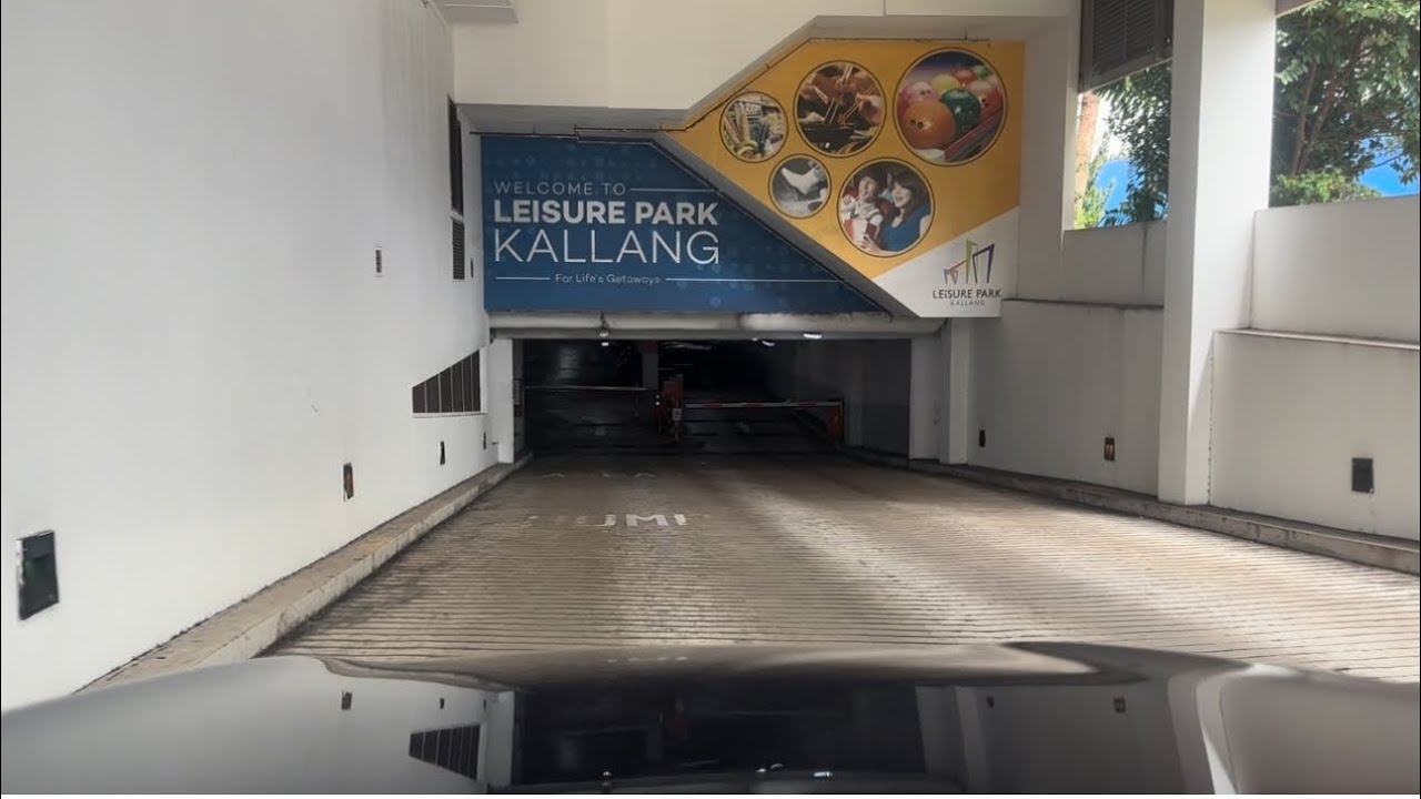 12 Jan 2026 1220 / Leisure Park Kallang Carpark