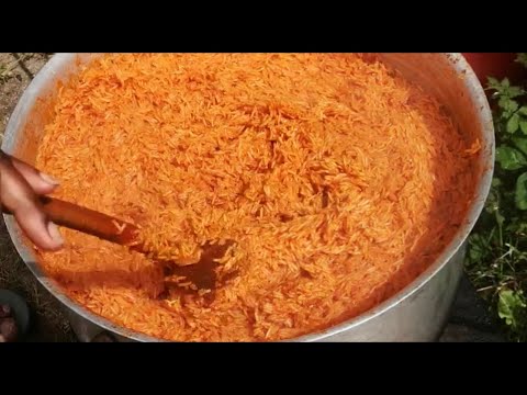 HOW TO MAKE PARTY JOLLOF RICE FOR 20 - 30 PEOPLE