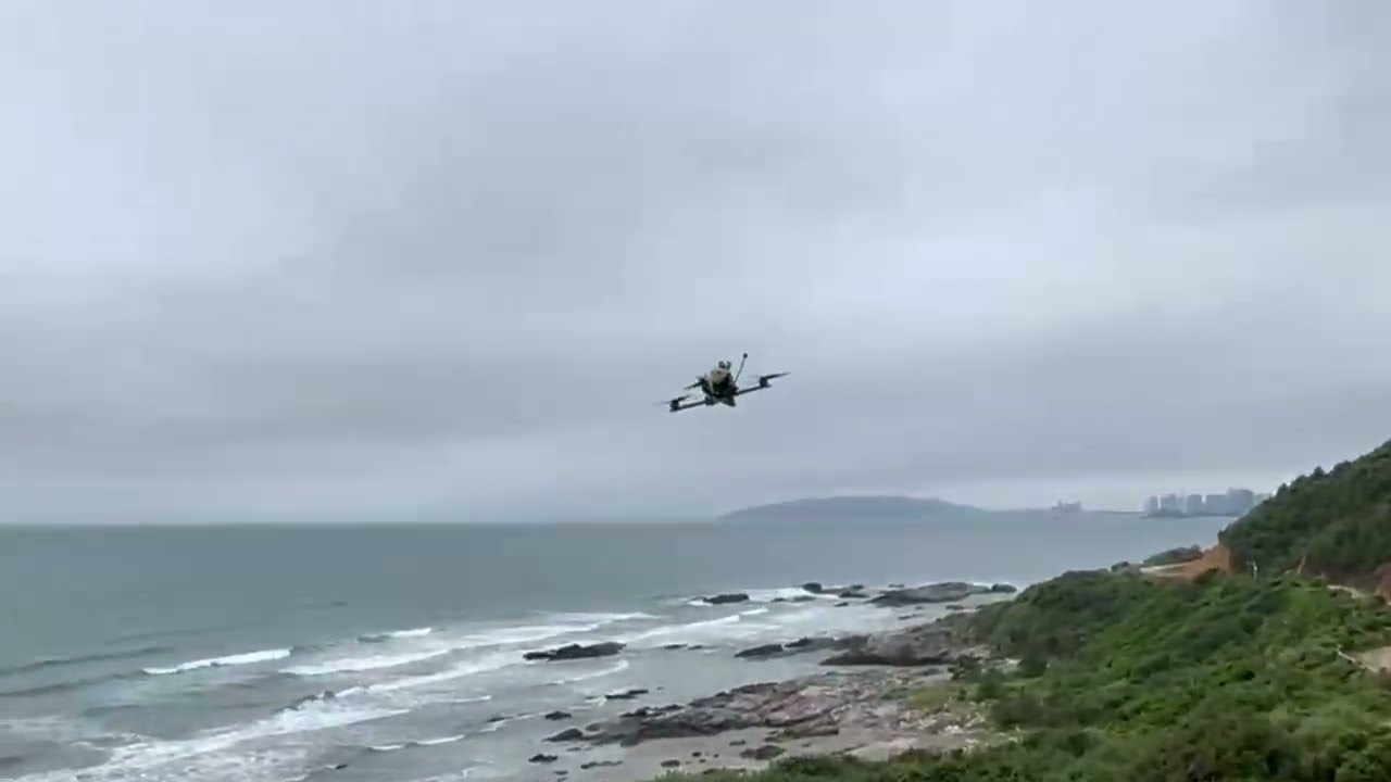 10 inch FPV drone with betafpv 5.8G 2.5W VTX Runcam phoenix 2SP foggy day 7KM video transmission