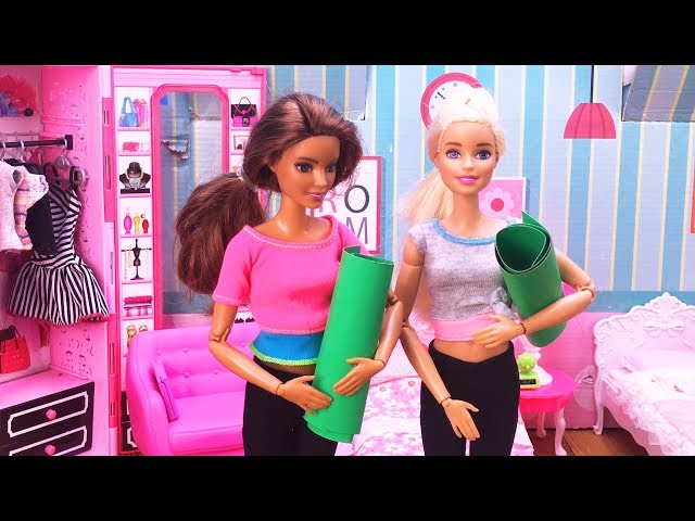 Barbie Dolls Gymnastics Competition Routine - Skipper Saves the