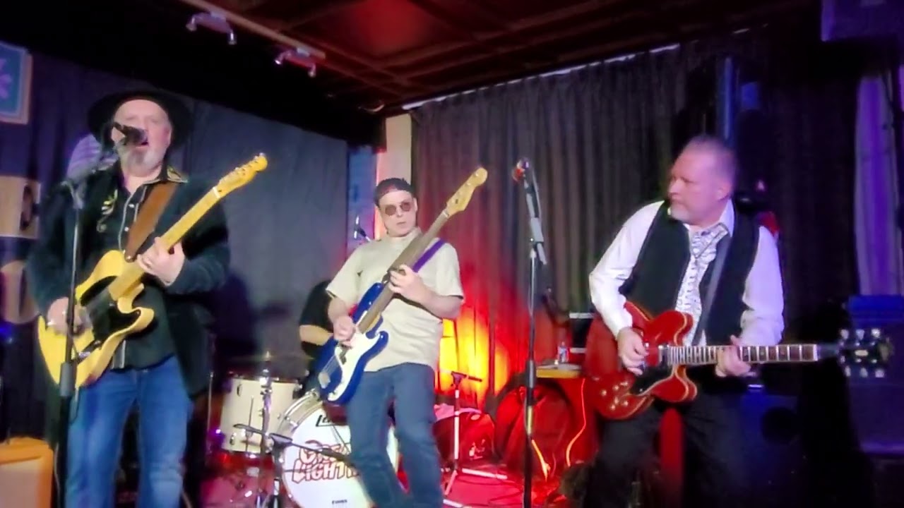 One Dozen Berrys - Carol