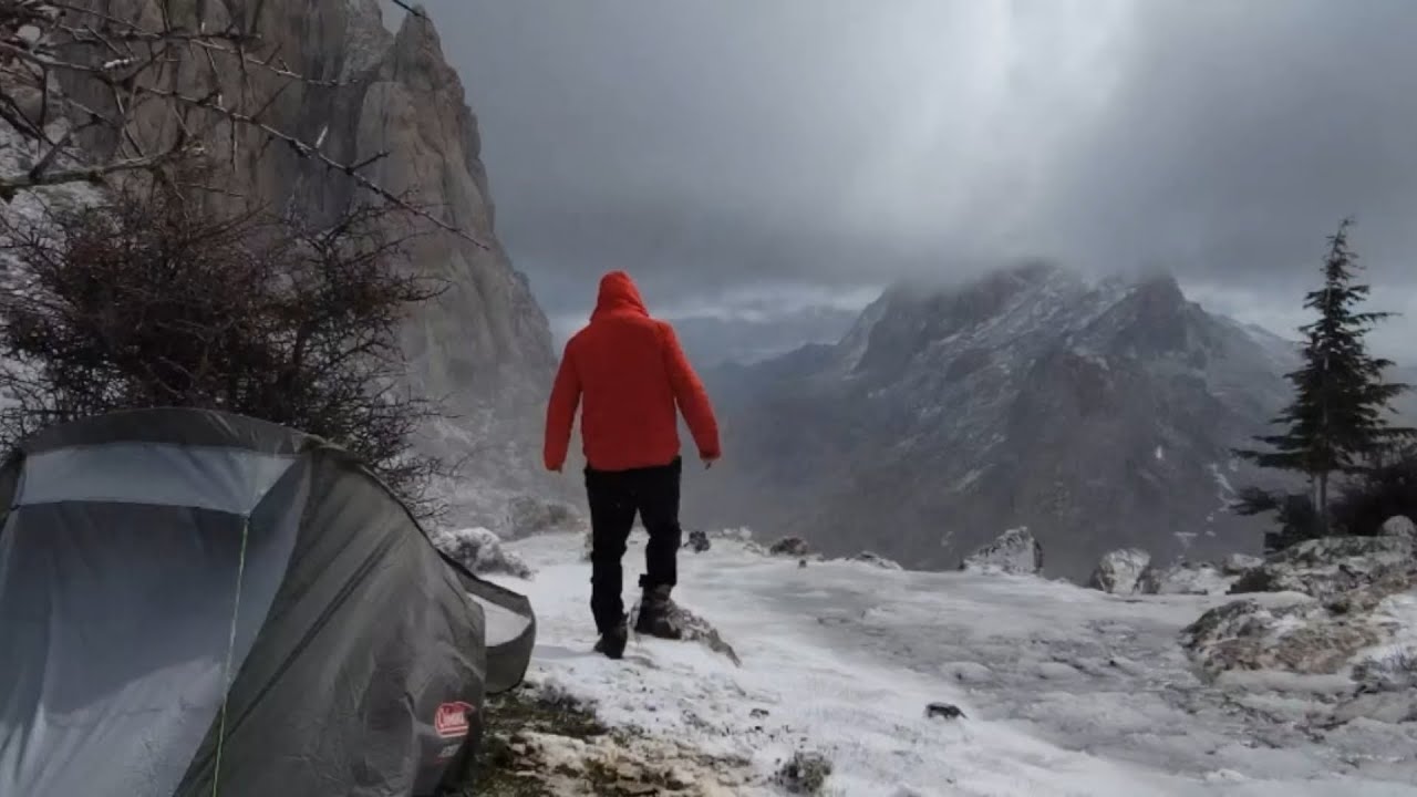 العودة إلى 16 رمضان الماضي… عندما أفطرت تحت عاصفة ثلجية عنيفة في أعالي جبال جرجرة، 