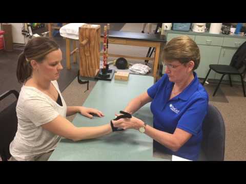 Video: Arthritis: physical therapy and occupational therapy