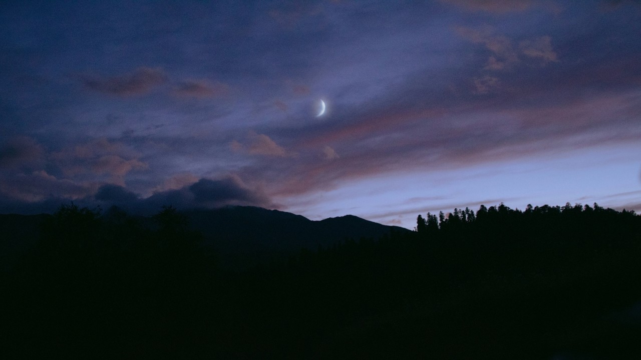 Oscuro - Gloaming adlı videoyu YouTube'da izle Oscuro - Gloaming adlı videoyu YouTube'da izle