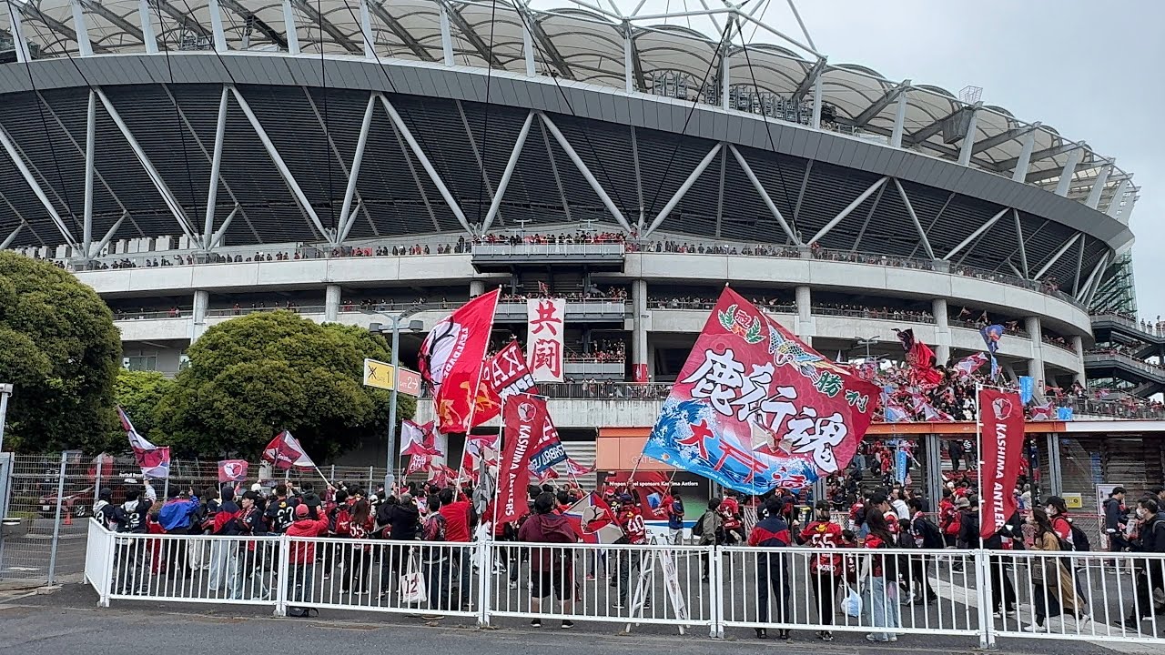 鹿島アントラーズ】2026.5.23FC東京戦 選手バス到着 - YouTube