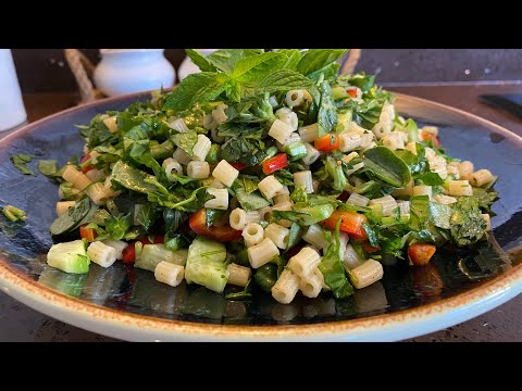 Evdeki malzemelerle hazırlayacağınız 🌿nefis bir salata tarifi ⭐️bol yeşillikli makarna salatası