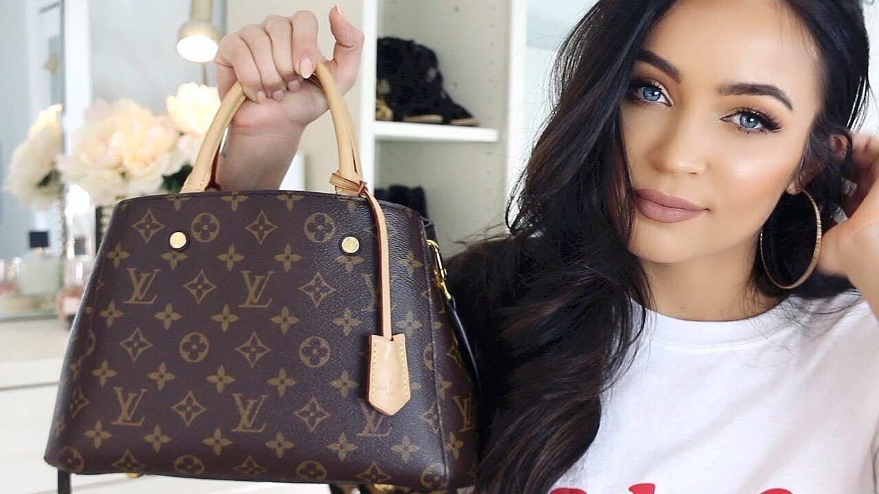 WHATS IN MY BAG? LOUIS VUITTON MONTAIGNE