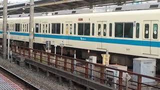 小田急8000形8061F編成+小田急8000形8260F編成藤沢駅発車