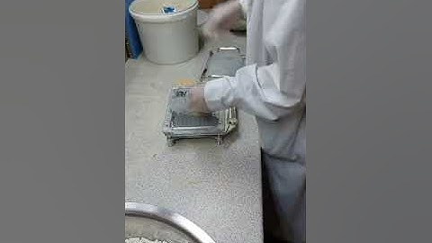 Капсулятор ручной полуавтоматический  MC-150 с загрузкой на 150 капсул.