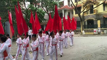 Lễ diễu hành đón bằng đạt chuẩn quốc gia cấp độ 2 HTGDBG