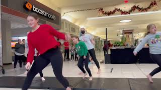 2022 Holiday Performance @ Golf Mill Shopping Center