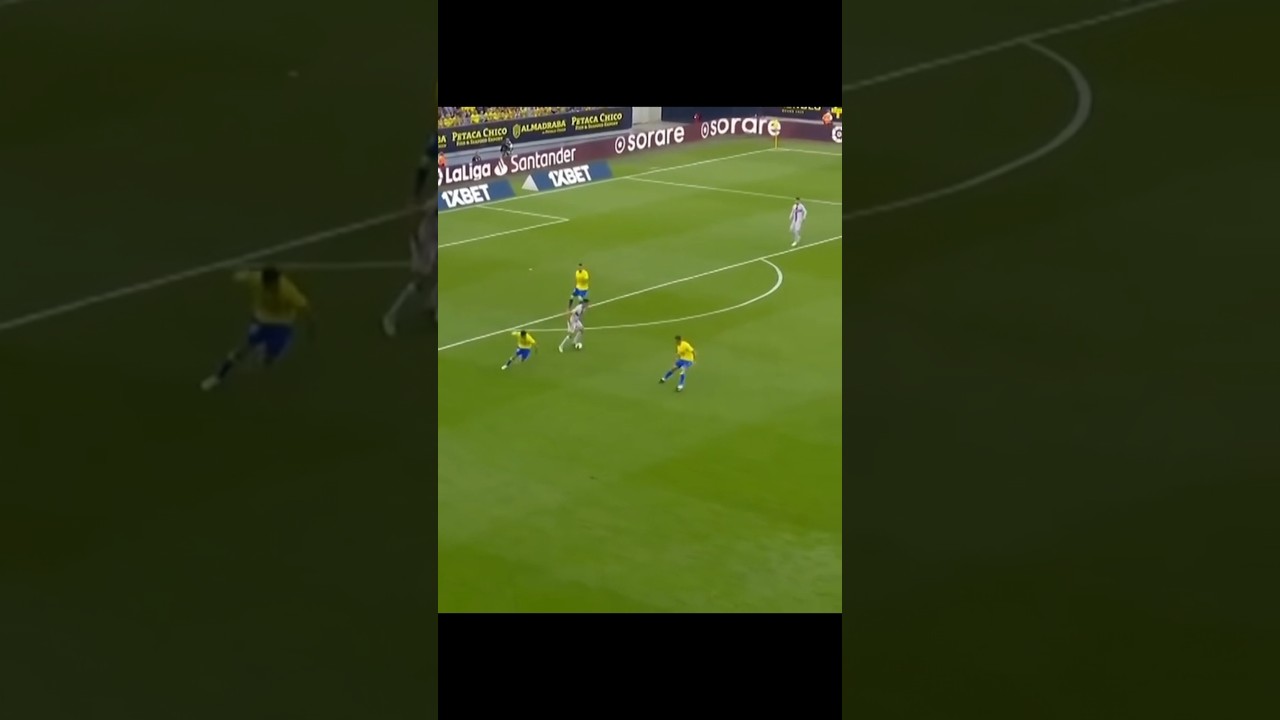 Busquets coldest skills🥶