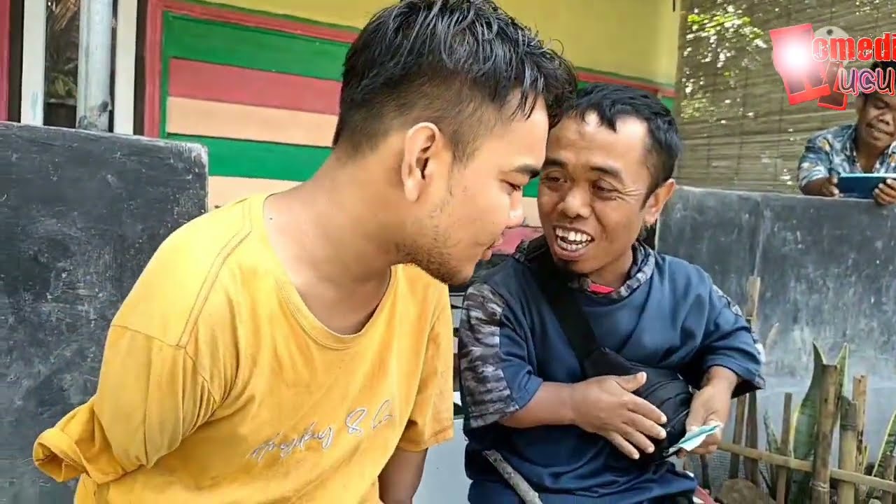 BORONG HP GARA-GARA MENEMUKAN UANG || Komedi lucu