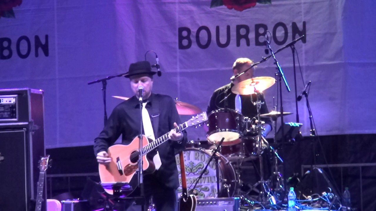 Julia by SixtyFour (Beatles tribute) at AROTR 2017 - YouTube