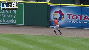 HOU@DET: Springer makes running grab, Astros turn two