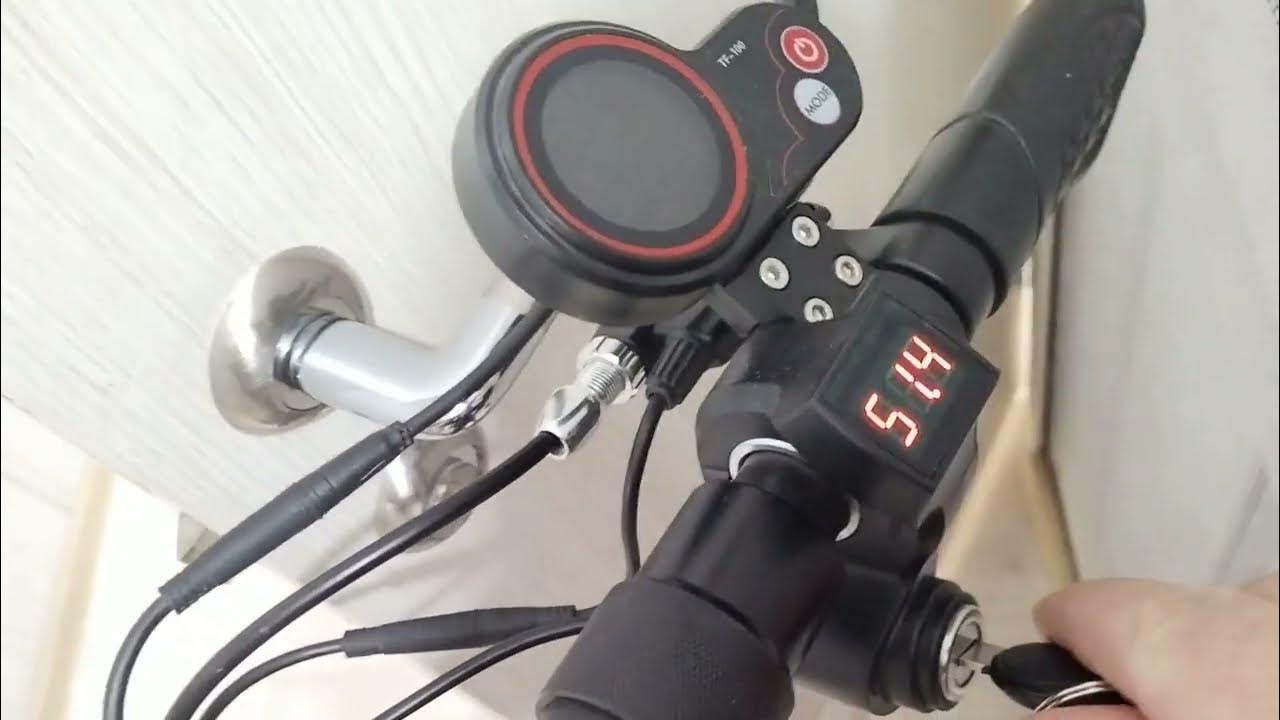 Хомут руля kugoo m5. Камера для куго м4. Защита камеры электросамоката. Камера самокат м4 про. Зарядка на м4.