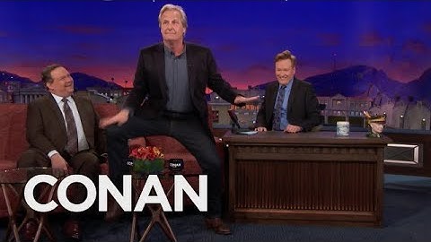 Jeff Daniels On The Dance That Launched His Acting Career | CONAN on TBS