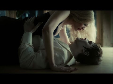 Dark shadow [Johnny Depp and Eva Green Intense and Hot Scene]