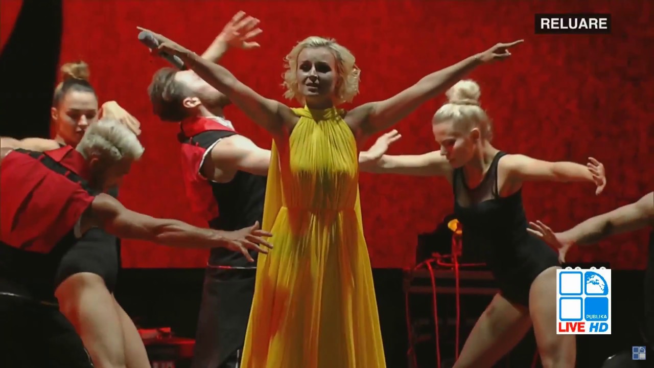Концерт Полины Гагариной в Кишинёве (2017) - Часть 2 - YouTube