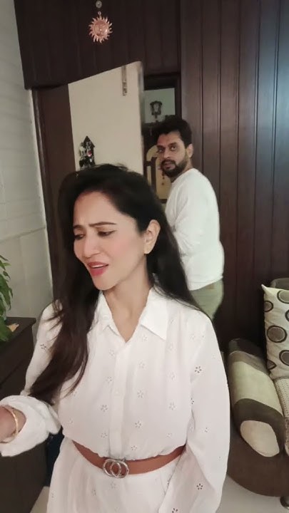 gate-band-karo-mujhe-baat-karni-hai-comedy-couplecomedydy
