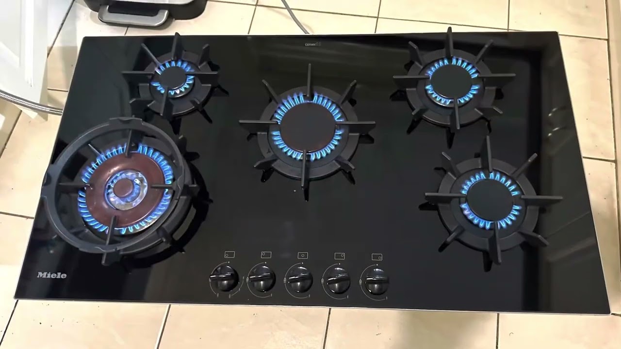 Miele KM 391 G Natural gas cooktop ( 10 Nov 2022 ) - YouTube