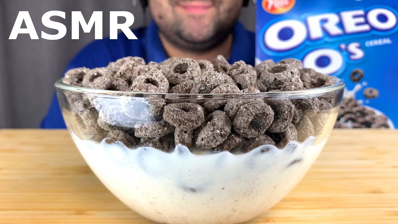 ASMR OREO BREAKFAST CEREAL WITH MILK (ASMR MUKBANG) EATING SOUNDS