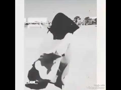 عينها نسفها مشتكها حزنوها وبكها