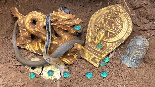 We Found Great Treasure According to Map1 Fierce Snake Guarding the Treasure Beautiful Today(Dragon)