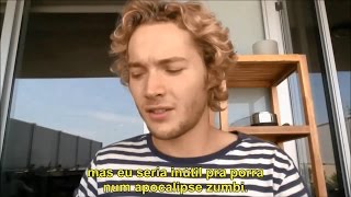 Toby Regbo Q&A [Legendado] #3