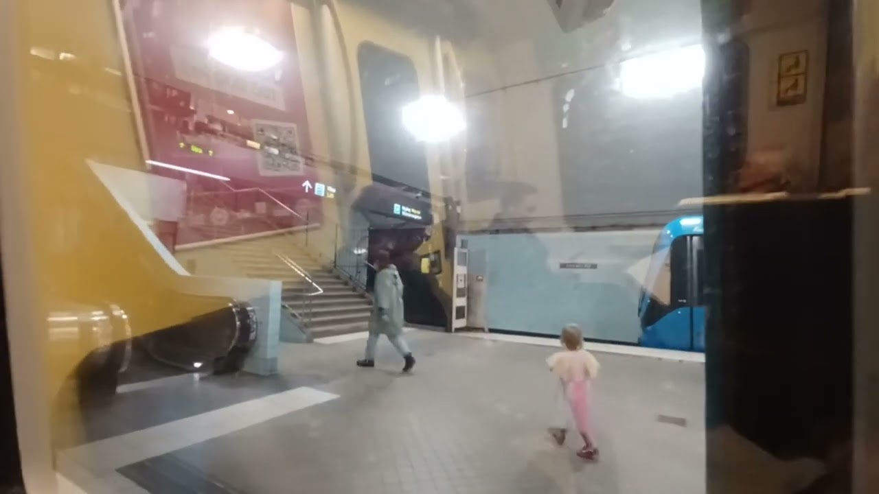 Tunnelbanan Från Slussen Till Alvik