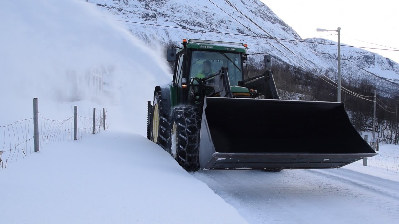 Snow Removal in Norway! Snow blowing | John Deere 6410 & Westbjørn E-2450 | Massey Ferguson |
