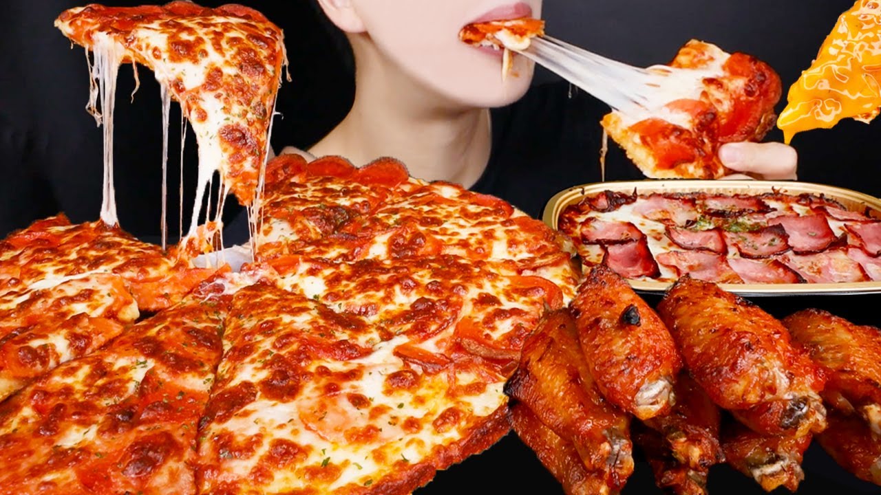 ASMR GIANT PEPPERONI CHEESY PIZZA CHICKEN SPAGHETTI MUKBANG 치즈피자 치킨 먹방ペペロニチーズピザ チキン 咀嚼音EATING SOUNDS