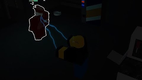 A crazy lighting man is hurting  people / lab breakout / ROBLOX
