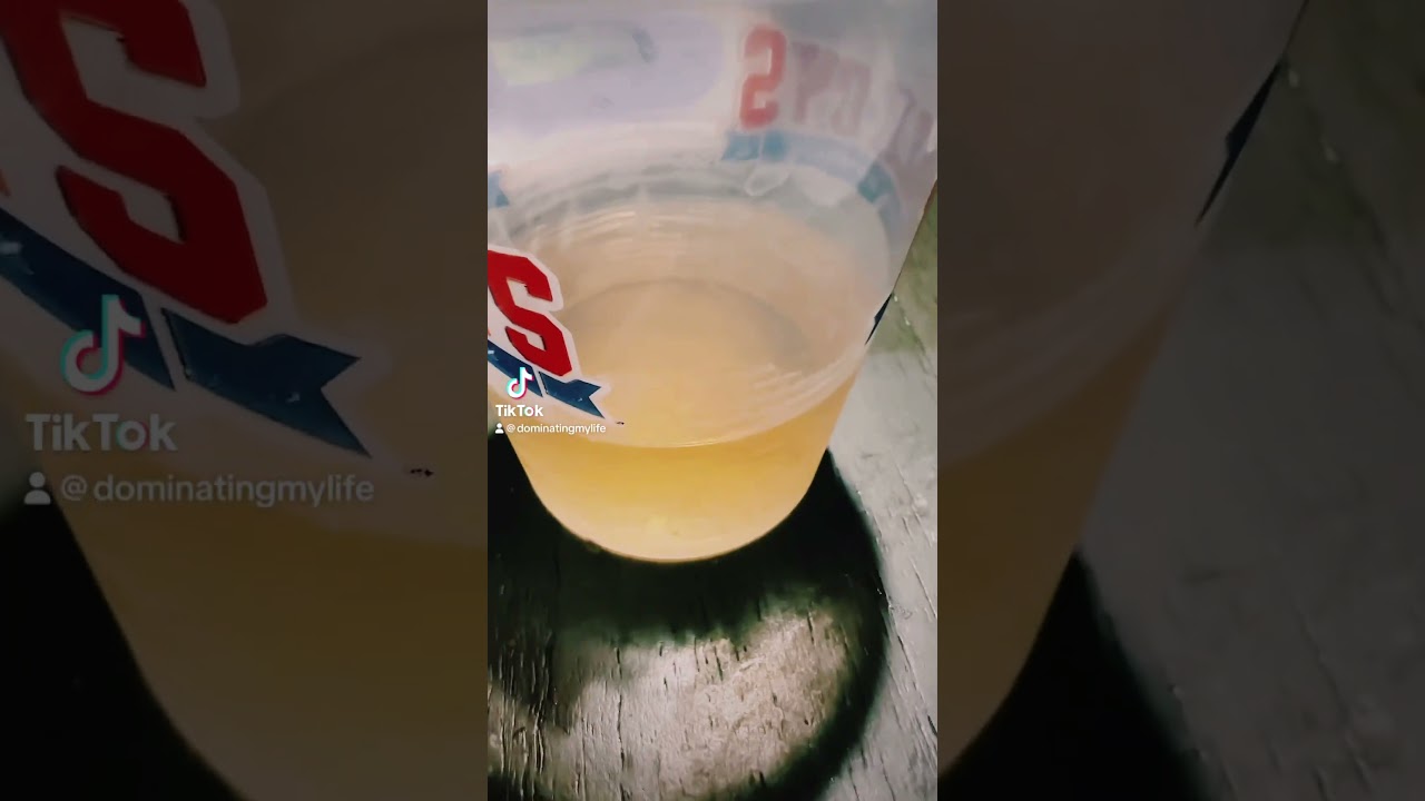 Watch Its just u know, wayyyy more refreshing without the extra sugars #breastfeeding #moms on YouTube Watch Its just u know, wayyyy more refreshing without the extra sugars #breastfeeding #moms on YouTube