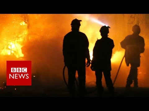 France: Corsica fires threaten homes in Biguglia - BBC News