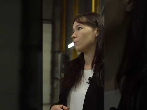 Оклейка пленкой против покраски авто. Что выбрать? #shorts