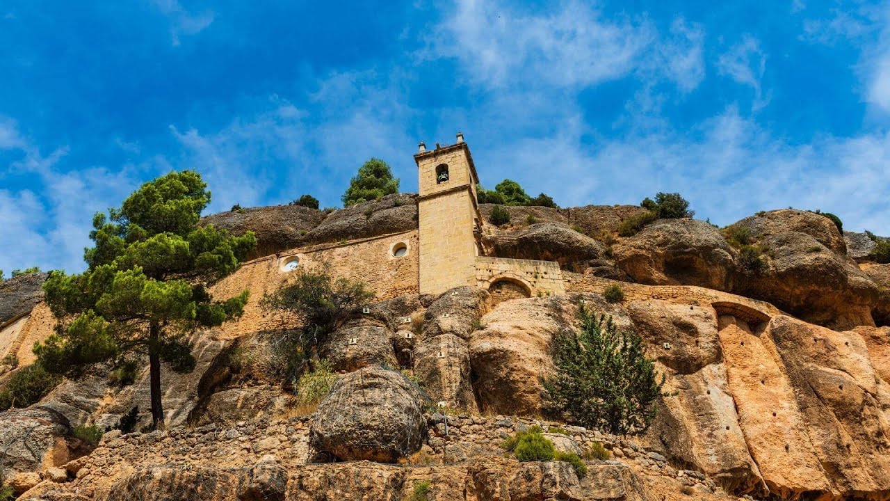 Adéntrate en el Santuario de la Balma en Zorita del Maestrazgo #MediterráneoEnAcción