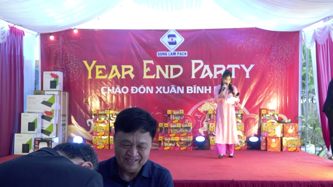 Year Anh Party Sông Lam Park