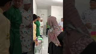 Para Dokter Sunat Bersiap Untuk Khitan Masal