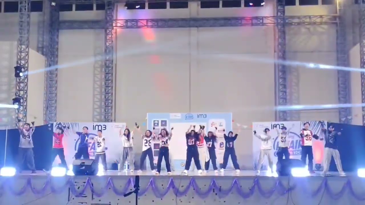 [090825] STRAYKIDS X NMIXX “As I Told You X You In My Faded Memories” Cover By I&U DC at K-Fair 2025