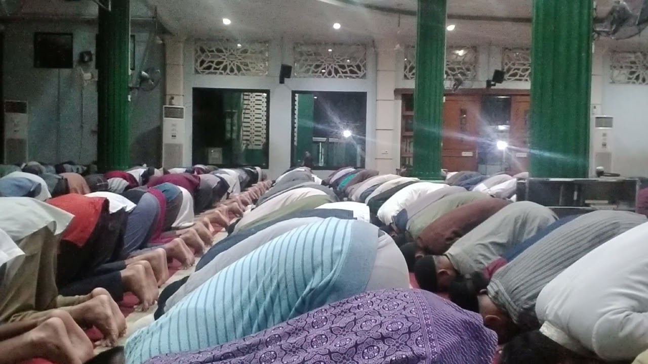 Sholat Taraweh Radio Rodja 100.1 FM masjid Albarkah kp. tengah Cileungsi 6 Ramadhan  16 April 2021