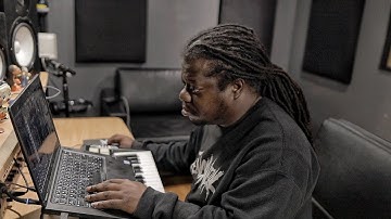 We Decided To Let The 808 Carry 80% Of The Beat | Nard & B Making A Beat